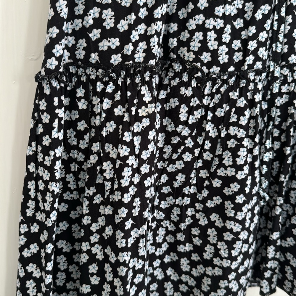 Ally Ruffle Skirt - Picture 3 of 5